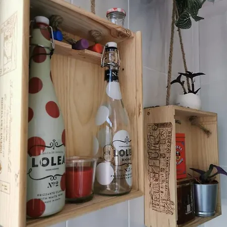 • La Antigua • *