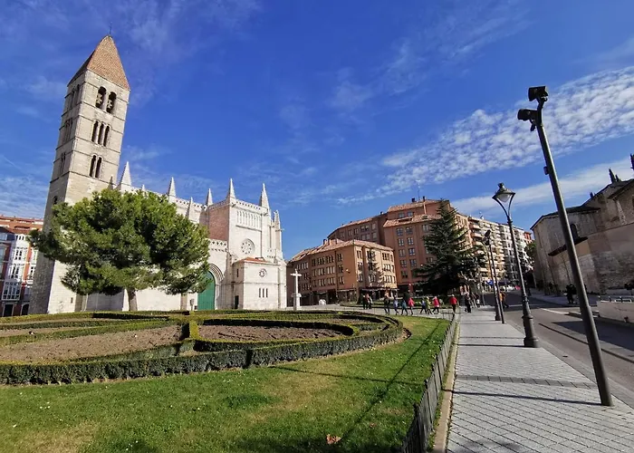 • La Antigua • * Valladolid